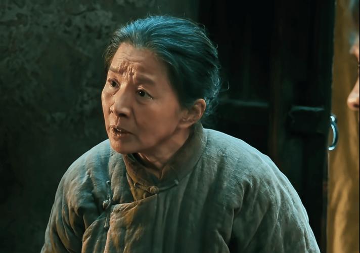  迟蓬 